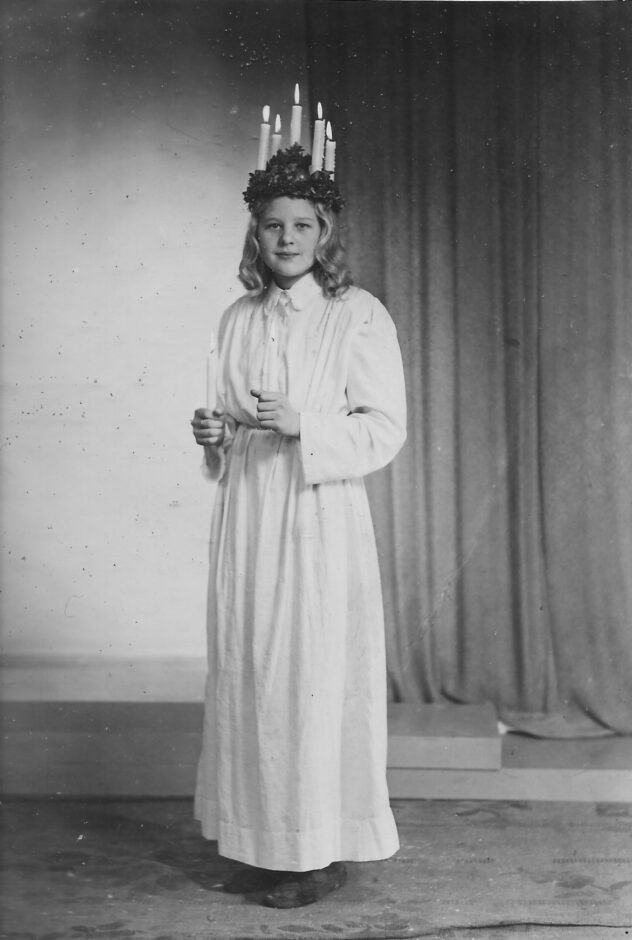Borrby första lucia Ulla Nilsson, 1948. CFO